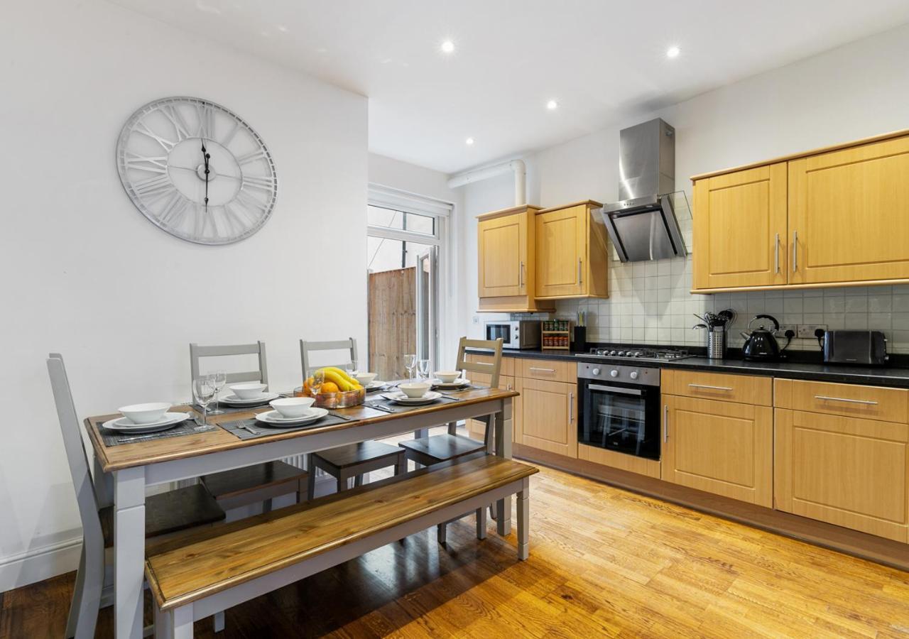 Two Bed Flat In Bush Hill Park Apartment Enfield Ngoại thất bức ảnh