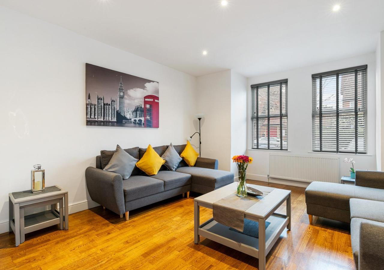 Two Bed Flat In Bush Hill Park Apartment Enfield Ngoại thất bức ảnh